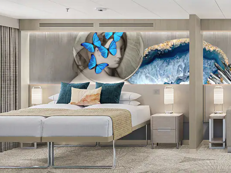 Oceanview with Round Window